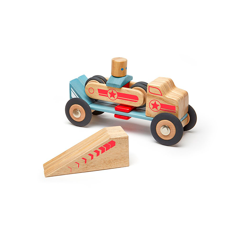 Jumper <br>Magnetic Wooden Blocks <br>Stunt Team, 25 pieces